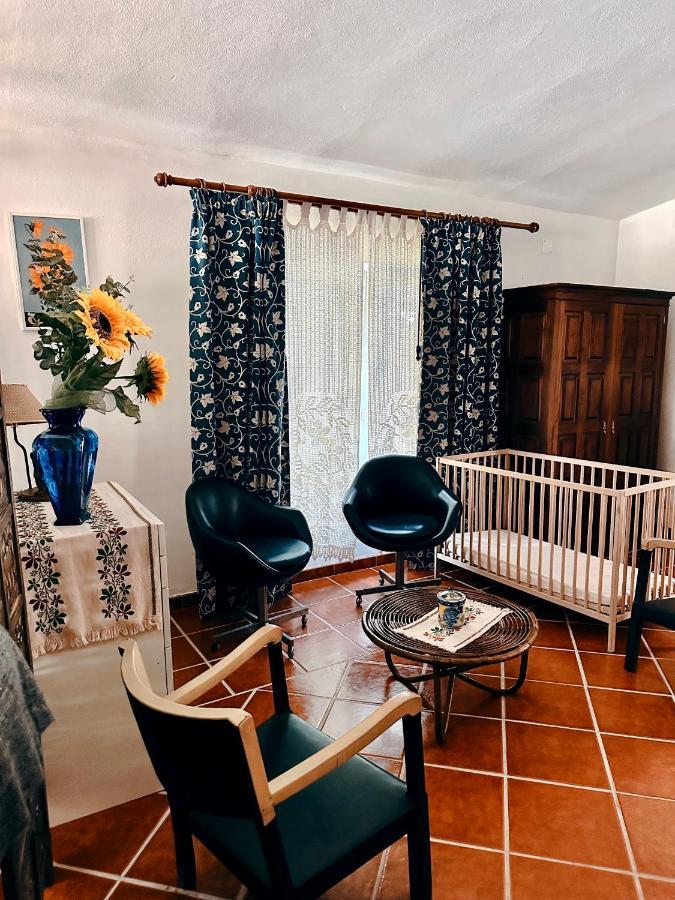 Вилла Casa Girassol With A Beautiful Private Pool And Garden Синтра Экстерьер фото