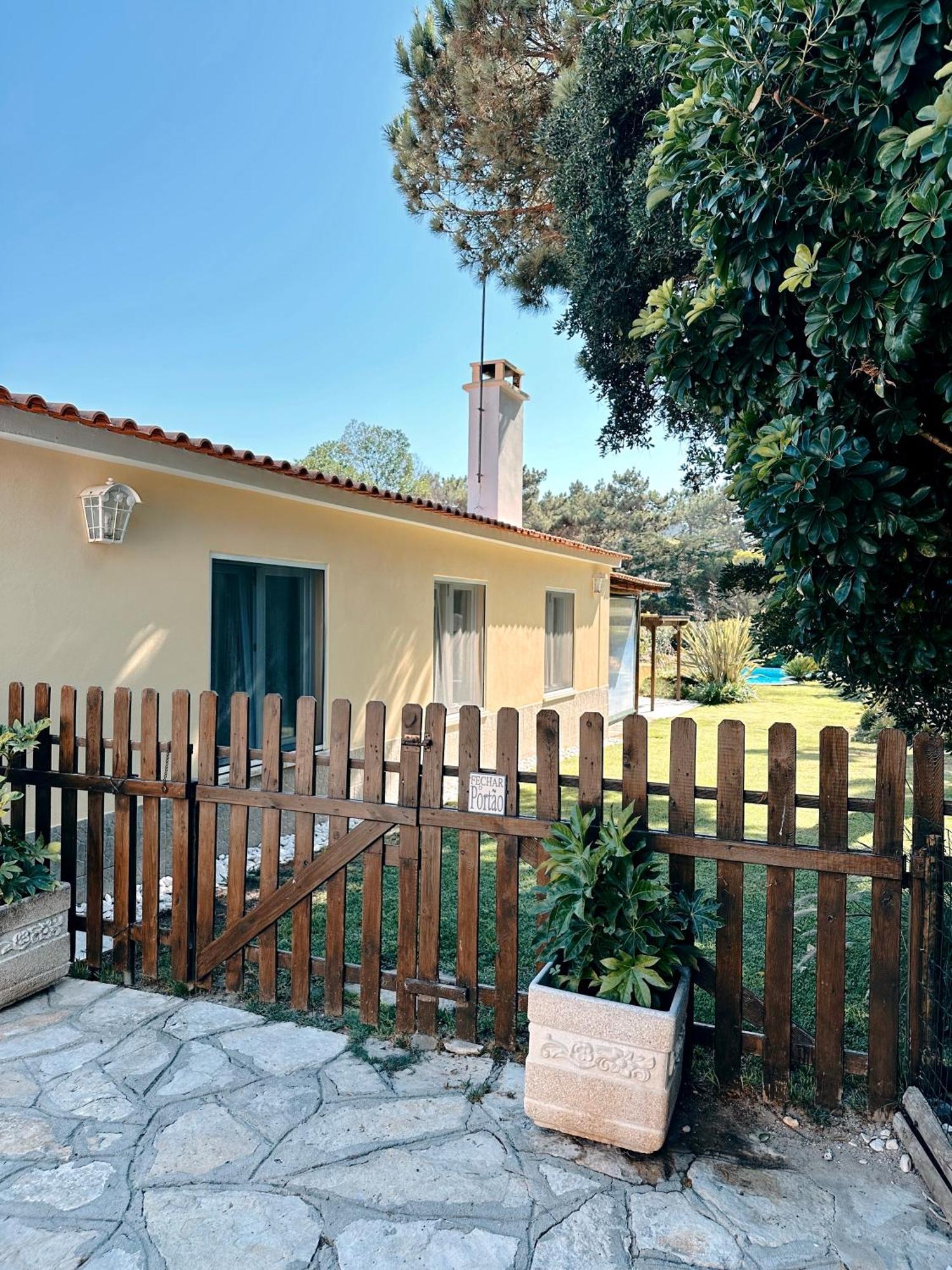 Вилла Casa Girassol With A Beautiful Private Pool And Garden Синтра Экстерьер фото